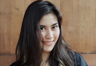 Dubsmash Imut ala Syahnaz Sadiqah