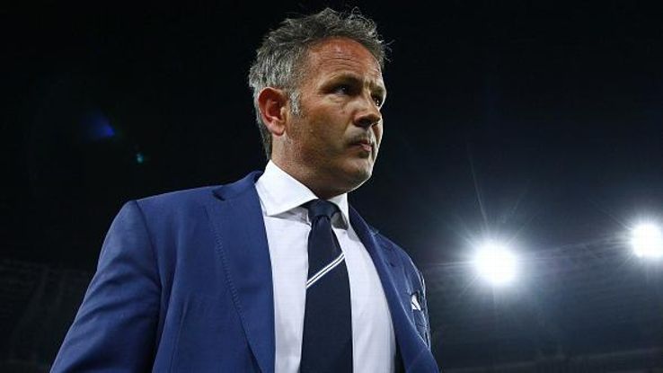 Sinisa Mihajlovic Resmi Latih AC Milan