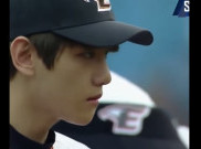 Jadi Pelempar Bola Pertama di Pertandingan Bisbol, Baekhyun EXO Tampil Karismatik