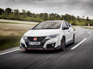 Ganasnya Honda Civic Type R di Sirkuit Nurburgring