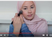Video Tutorial Make Up Natural untuk Para Hijaber