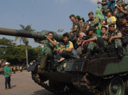 Beramai-ramai Naik Tank di Kota Serang Yuk