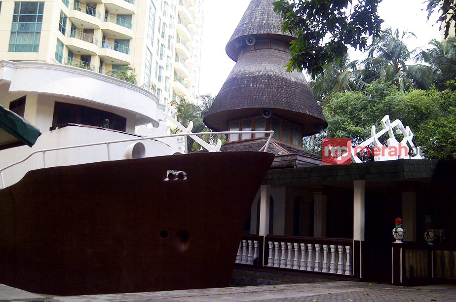Uniknya Masjid Perahu di Casablanca