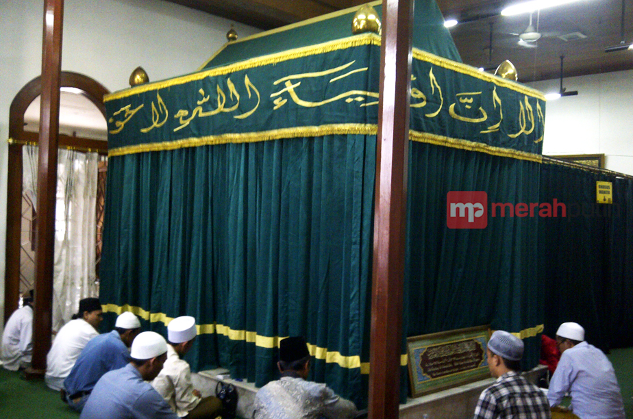 Masjid Keramat Luar Batang Dahulu Hanya Surau Kecil