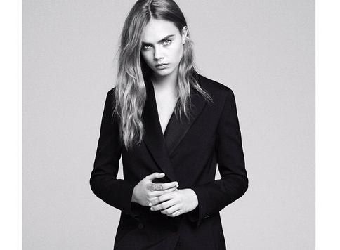 Model Cantik Cara Delevingne Mengaku Lesbian