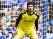 Petr Cech Jalani Tes Medis