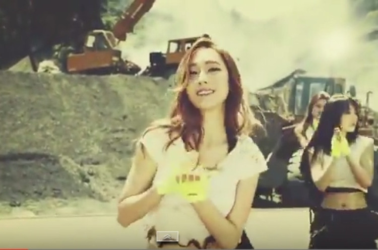 Terungkap Video Klip SNSD 'Catch Me If You Can' yang Menampilkan Jessica Jung