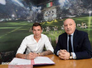 Mario Mandzukic Resmi Berseragam Juventus