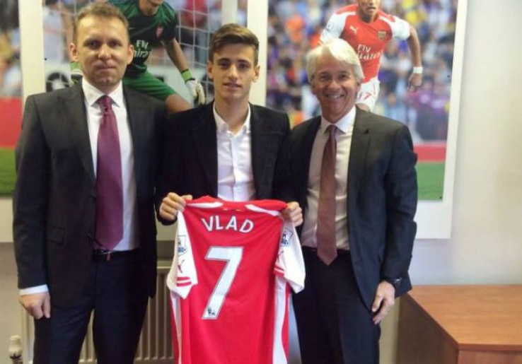 Arsenal Resmi Dapatkan Vlad Dragomir