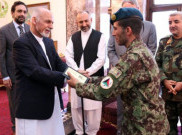 Tentara Afghanistan Diberi Gelar Usai Bunuh Anggota Taliban