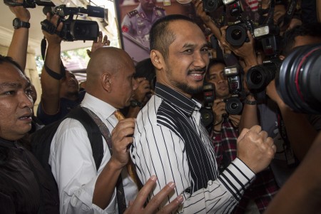 Usai Diperiksa Enam Jam, Abraham Samad Sebut Kasusnya Tak Jadi Masalah
