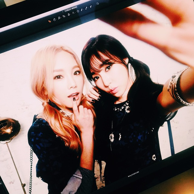 Potret Keakraban Tiffany dan Taeyeon Lewat Wefie