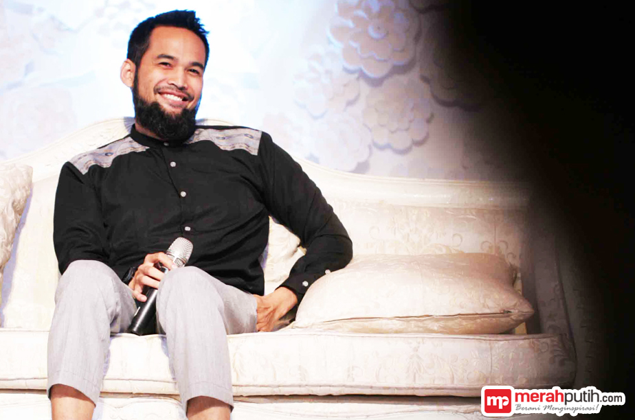 Mengapa Teuku Wisnu Belakangan Tampak Taat Beragama, Ini Jawabannya