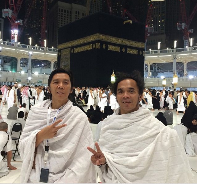 Hamil Anak Ketiga, Istri Bimbim
