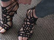 Ingin Mengerti Wanita, Pria Nekat Pakai High Heels