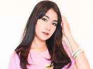 Mengintip Aksi Anisa Rahma Bermain Bulu Tangkis