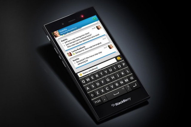 BlackBerry Ciptakan Smartphone Antibakteri