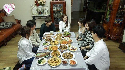 Jonghyun CNBLUE Diminta Tunjukan Sisi Romantis pada Istrinya