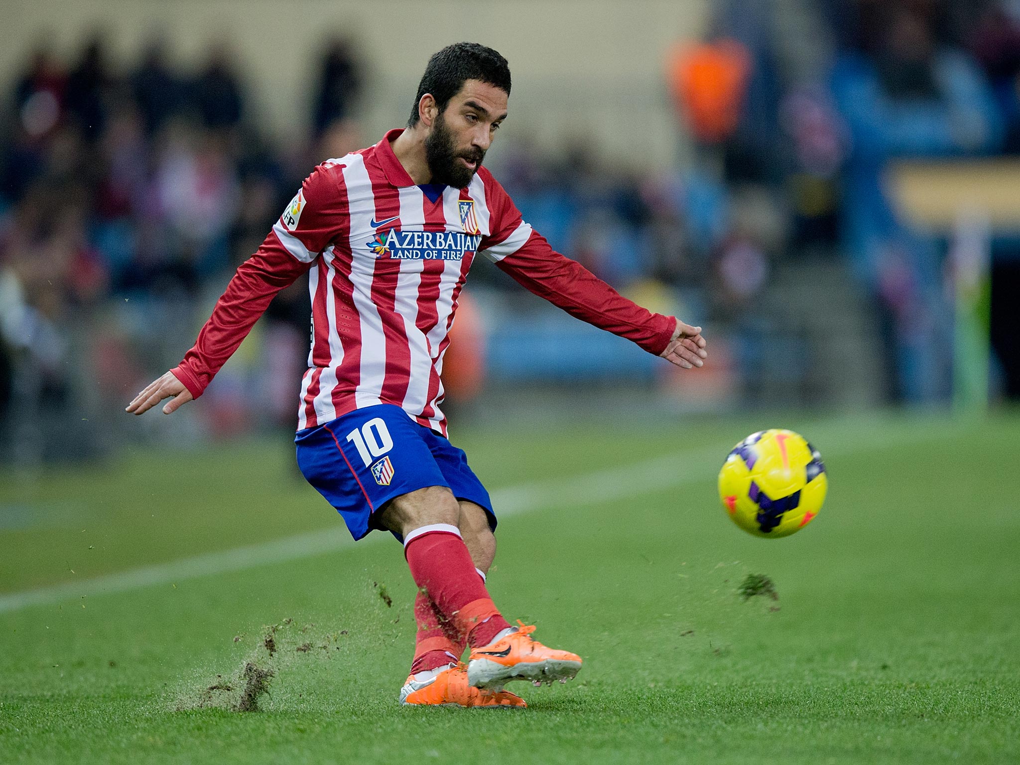 Arsenal Ingin Tukar Cazorla dengan Arda Turan