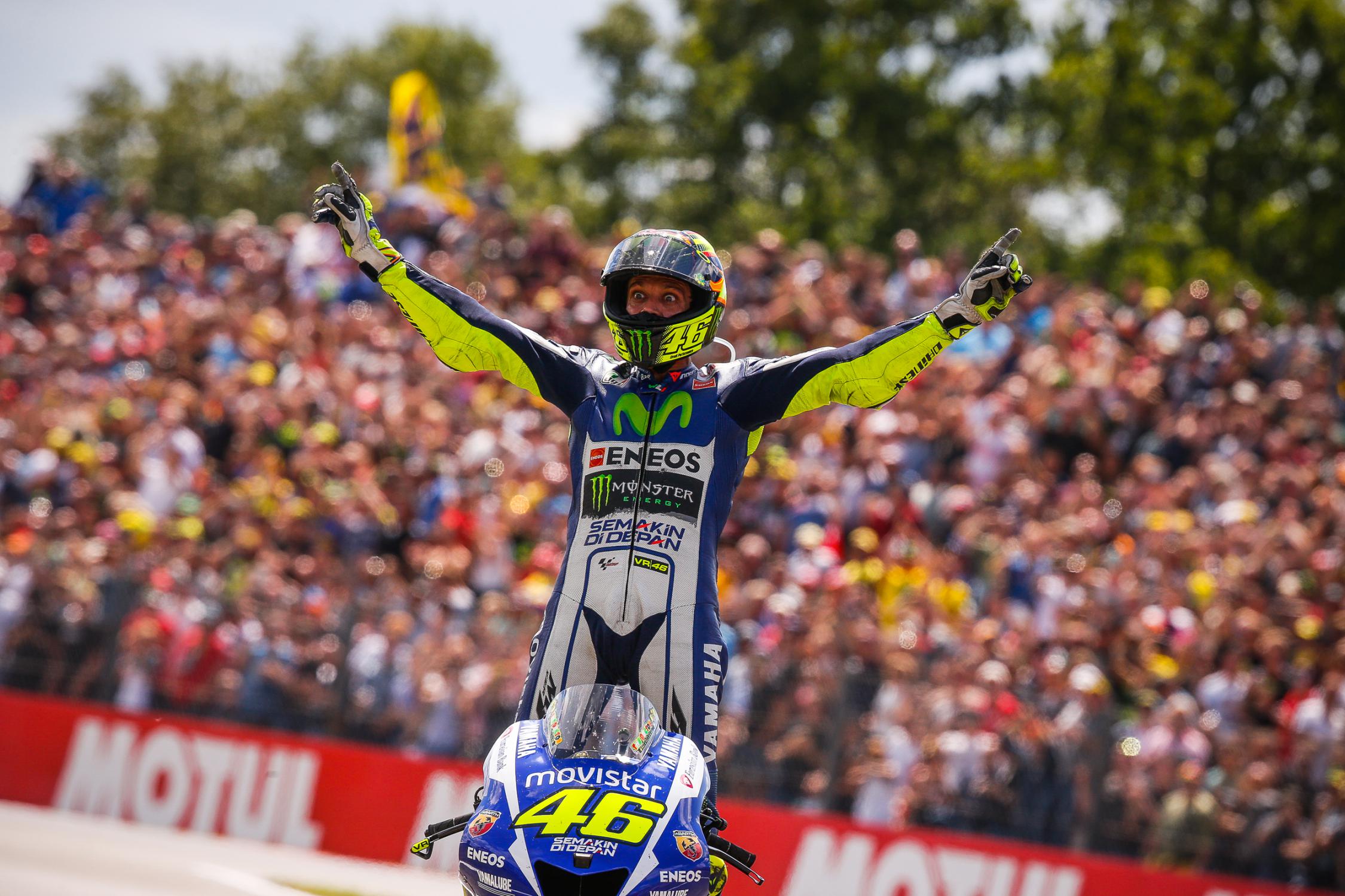 Rencana Valentino Rossi Asapi Jorge Lorenzo Berjalan Mulus