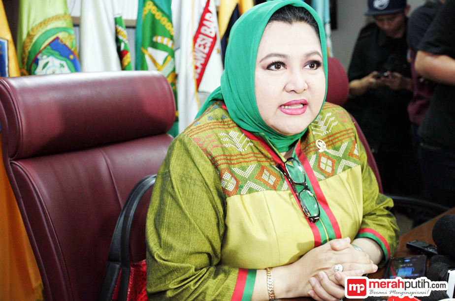 Penjelasan Emilia Contessa Soal Tudingan Jerry Aurum Selingkuh
