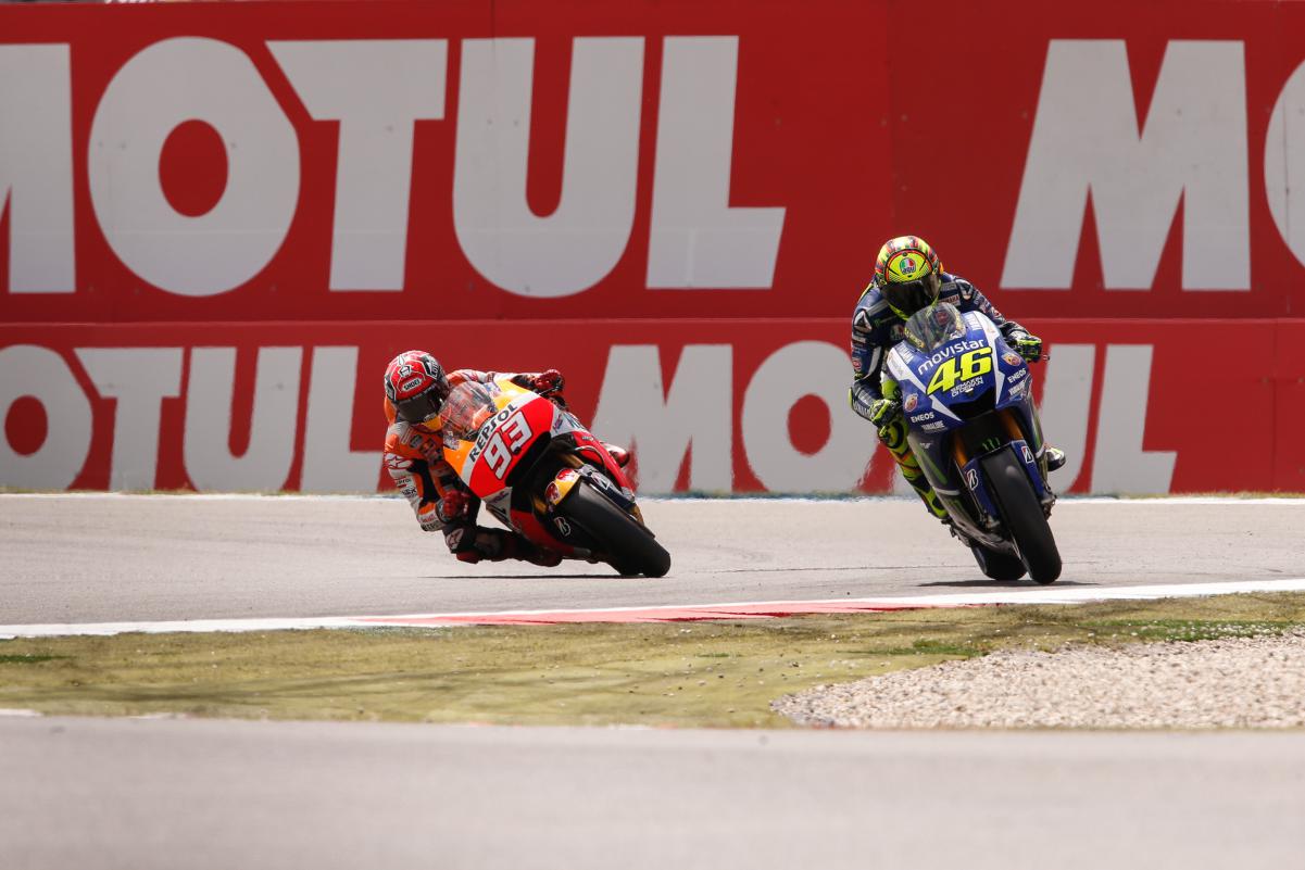Valentino Rossi Sukses Perlebar Jarak dengan Marc Marquez
