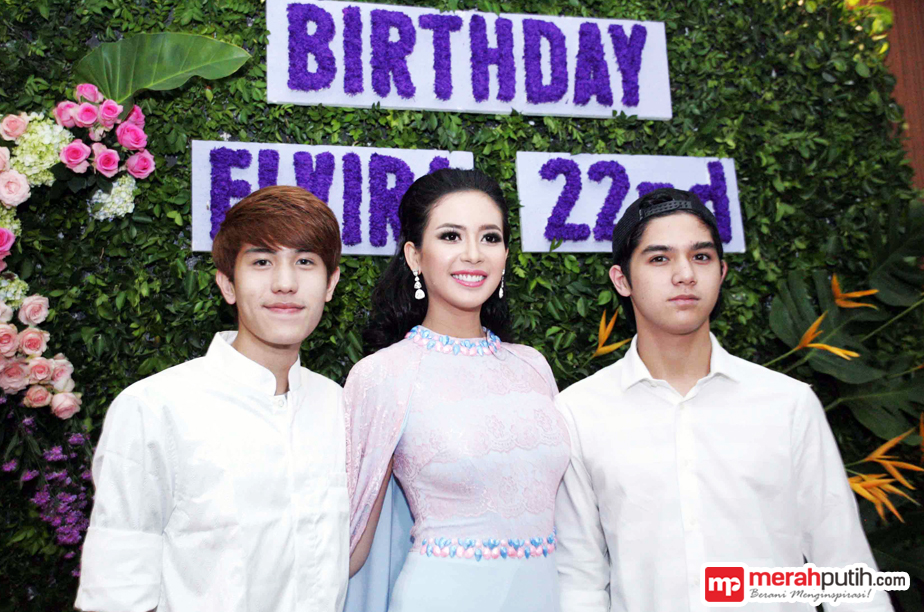 Al Ghazali Rayu Elvira Devinamira Lewat Lagu