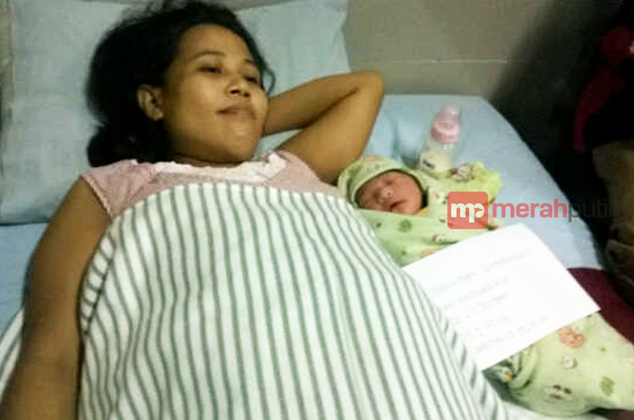Bayi yang Lahir di Halte Polda Metro Diberi Nama Syahrini Murni Bhayangkariwati