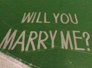 Kisah Romantis Pasangan Ini Bikin Iri Para Jomblo