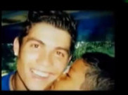 Video Mengharukan Martunis Kecil Dipeluk Ronaldo