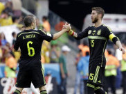 Ini Kata Iniesta Jika Sergio Ramos Gabung Barcelona