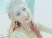 Meski Pakaiannya Terlepas di Atas Panggung, Seohyun SNSD Tetap Profesional