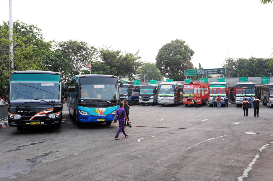 H-5 Lebaran, Terminal Lebak Bulus Masih Sepi