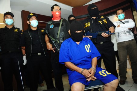 Distributor Narkoba Staf Dewie Yasin Limpo Diburu Polisi