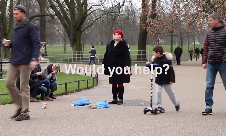 Video Ini Buktikan London Tingkat Kepeduliannya Masih Tinggi