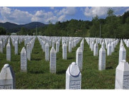 Diserang, PM Serbia Kabur dari Peringatan Pembantaian Muslim Srebrenica