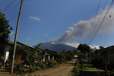 Dampak Erupsi Gunung Raung