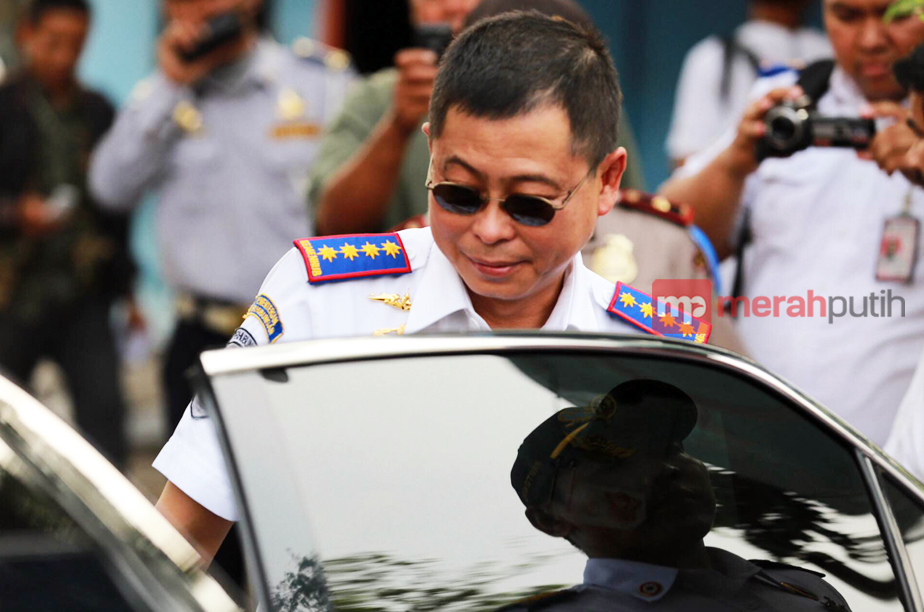 Ugal-ugalan Buat Aturan, Adian-PDIP Sebut Jonan Pantas Dipecat