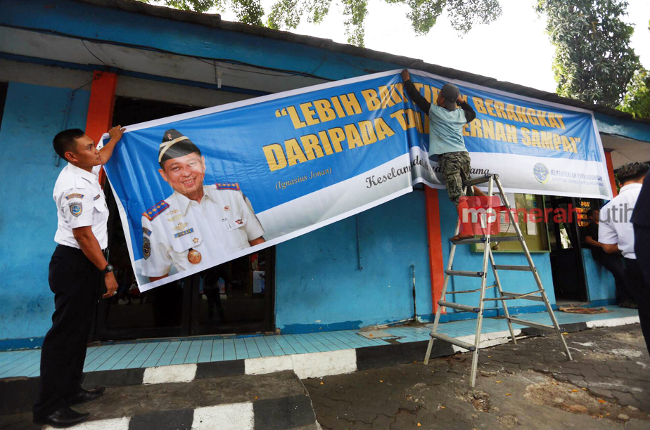 Petugas Terminal Kalideres Siap-Siap Sambut Sidak Jonan