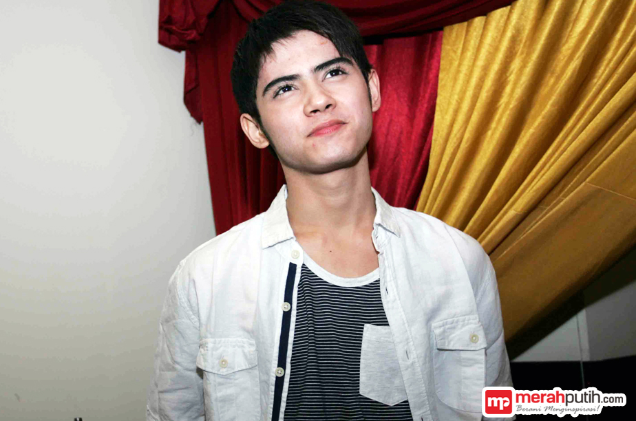 Ungkapan Cinta Aliando untuk Fans