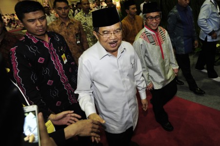 Arti Gelar Raja Marunting Batu Pangumbang Langit yang Disandang Wapres JK