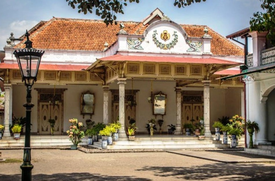KGPAA Anglingkusumo Tolak KBPH Suryodilogo sebagai Paku Alam X