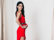 Tampilan Baru Kendall Jenner dengan Rambut Blonde