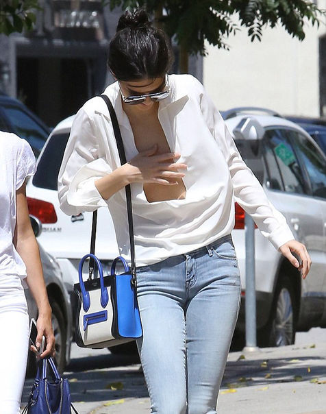 OMG, Ke Pesta Ultah Kim Kardashian, Kendall Jenner Tak Pakai Bra