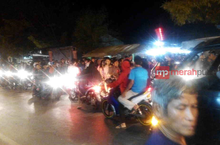 Malam Takbiran Lalin Sekitar Ciampea Bogor Padat Merayap