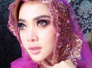 Baju Lebaran Syahrini yang Cetar Membahana