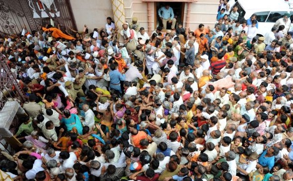 2 Orang Tewas pada Sebuah Festival Keagamaan di India