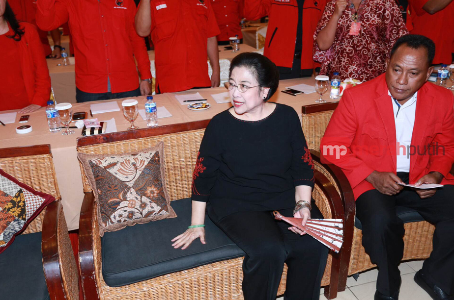 Lebaran, Megawati Kebanjiran Makanan dari Berbagai Daerah