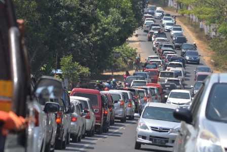 Arus Mudik, Jokowi: Jalur Terpadat Brebes-Tegal