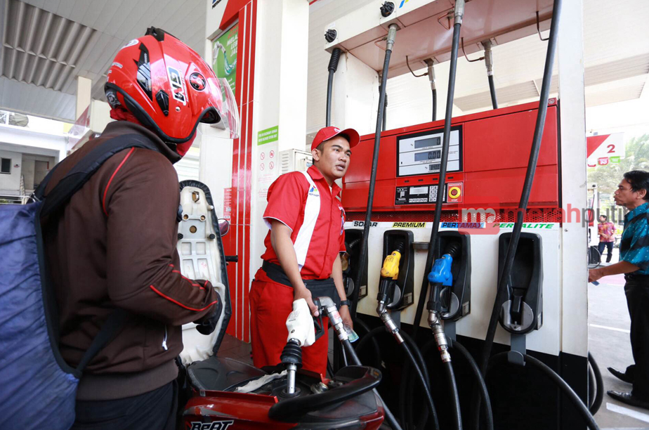 Premium Tidak Naik, Pertamina Merugi Rp14,7 Triliun